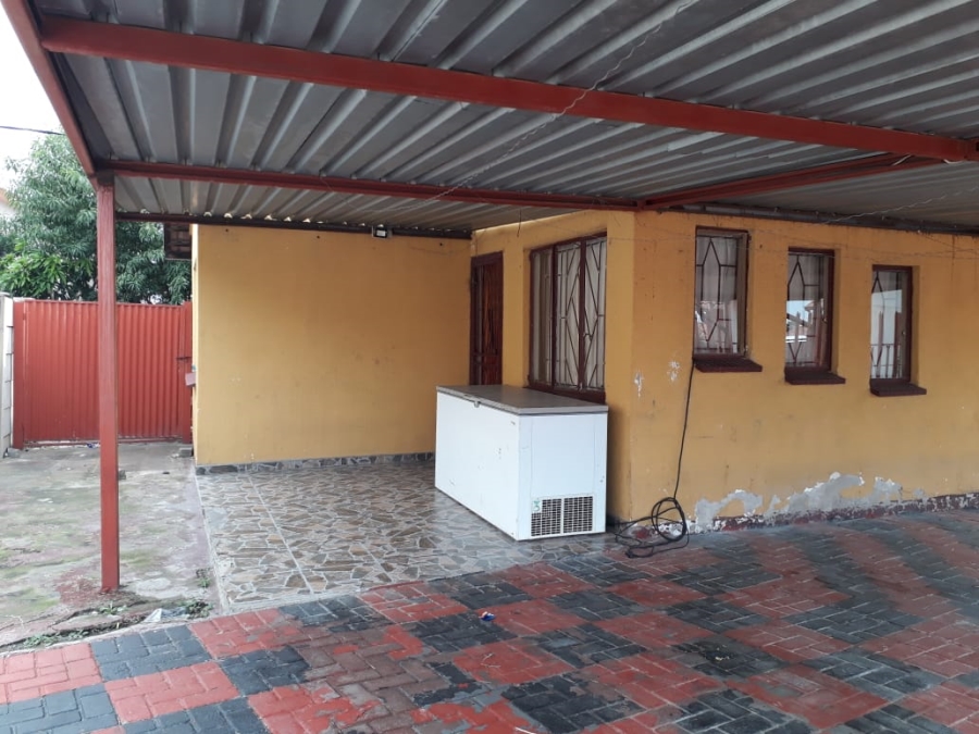 2 Bedroom Property for Sale in Meriting North West